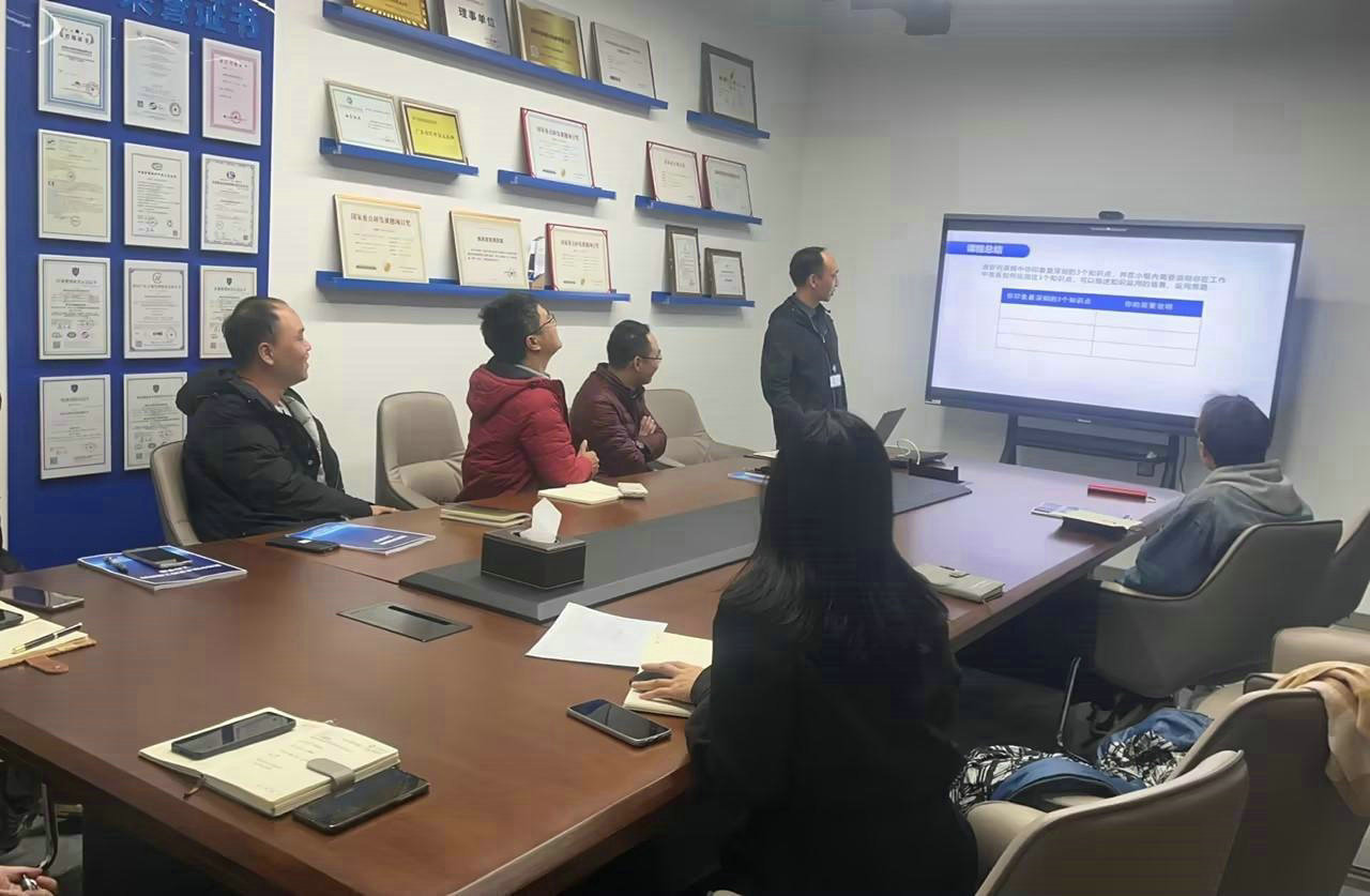 專項(xiàng)培訓(xùn)助力服務(wù)升級(jí)---深入洞察，賦能服務(wù)